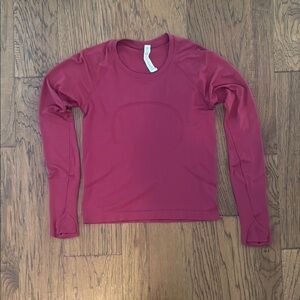 lululemon athletica Long Sleeve Top in Pomegranate